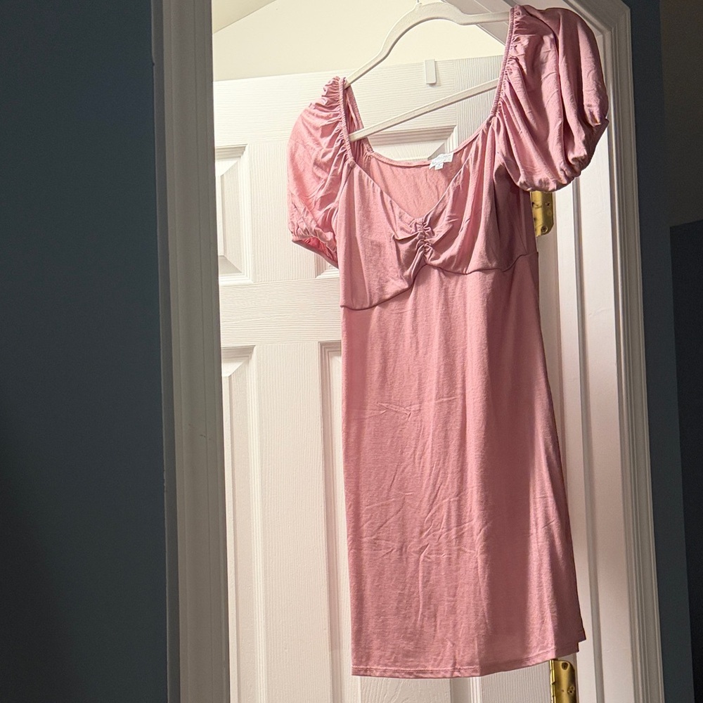 Francesca’s Pink Puff Sleeve Mini Dress